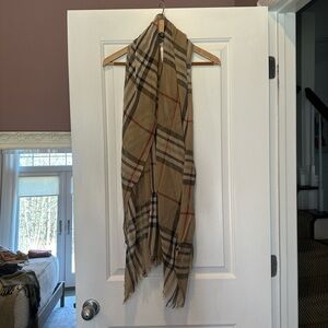 Classic Beige Plaid Scarf